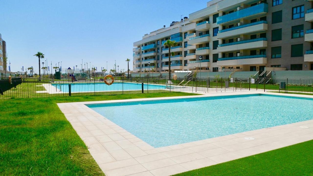Playa Los Alamos, Descanso Y Ocio En Torremolinos Kültér fotó