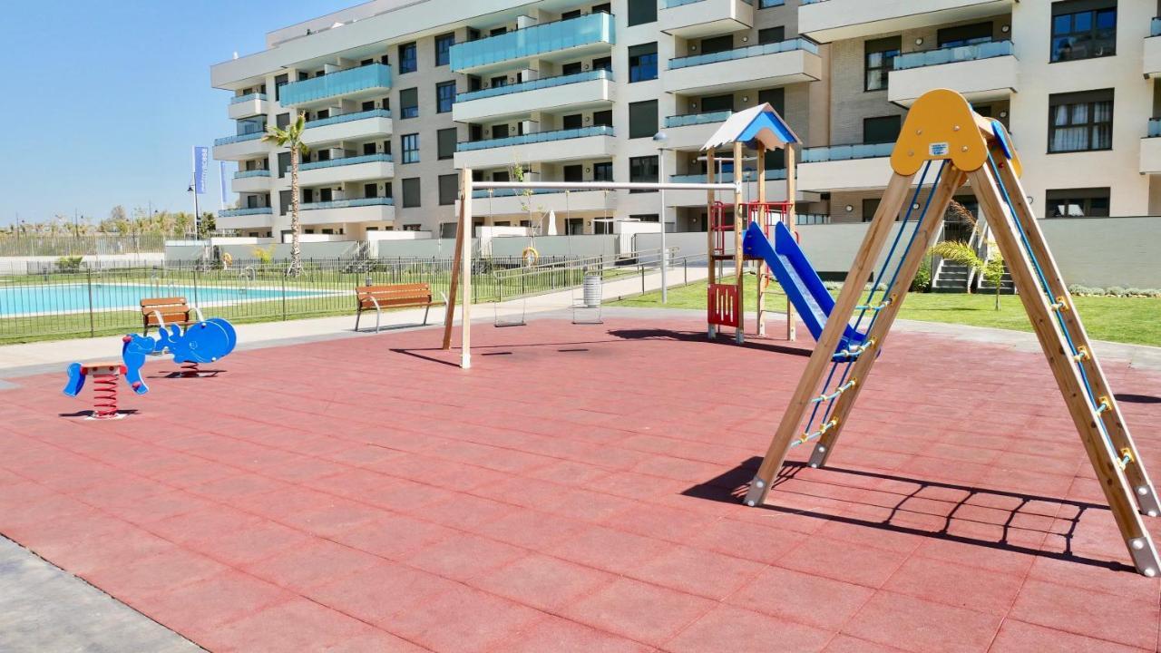 Playa Los Alamos, Descanso Y Ocio En Torremolinos Kültér fotó
